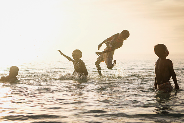 Kids_Playing_in_Lake